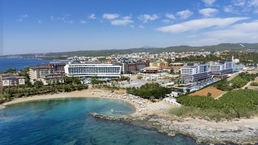 Турция. СПЕЦПРЕДЛОЖЕНИЕ! SENTIDO NUMA BAY 5* (Аланья) Sentido Numa Bay Hotel 5* UALL— это роскошный отель, построенный в 2017 году, расположившийся неподалеку от Алании, в живописной бухте. В нем созданы великолепные условия для семейного отдыха. Его небольшая территория всегда ухоженная и чистая, покрыта зелеными пальмами и другими тропическими растениями. Инфраструктура туристического комплекса отлично развита, обслуживание соответствует самому высокому уровню, поэтому гостям остается только отдыхать и наслаждаться жизнью, забыв обо всех проблемах.