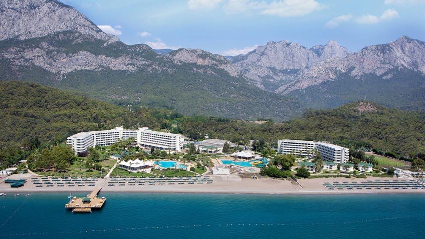 Турция. Keмер. Раннее бронирование! MIRAGE PARK RESORT (5*) на берегу Насладитесь великолепным сервисом в Mirage Park Resort! Этот 5-звездочный отель расположен в курортном поселке Гёйнюк, на участке площадью 110 000 кв. м в окружении Таврских гор, Средиземного моря, сосен и апельсиновых рощ. К услугам гостей отеля Mirage Park 4 плавательных бассейна и спа-центр с турецкой баней, паровой комнатой и сауной.