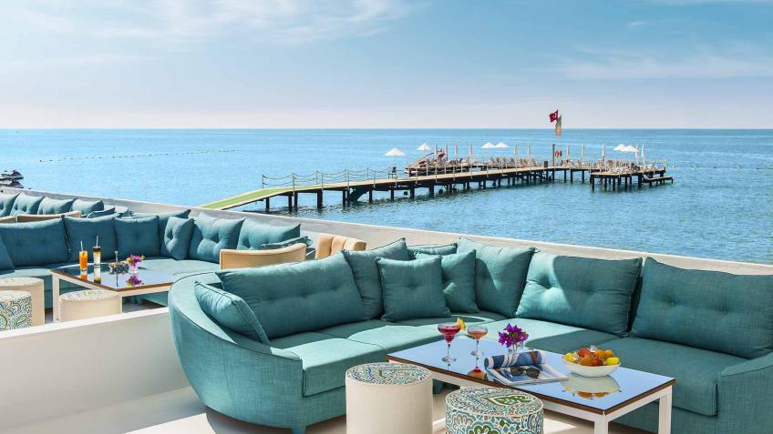 Турция. Сеть отелей RIXOS. В мире, где конкуренция не знает границ, а стандарты качества постоянно повышаются, Rixos, превосходит ожидания гостей, предлагая роскошный отдых, исключительный комфорт и истинное турецкое гостеприимство. Каковы бы ни были Ваши ожидания, ожидайте большего, если Вы в Rixos.